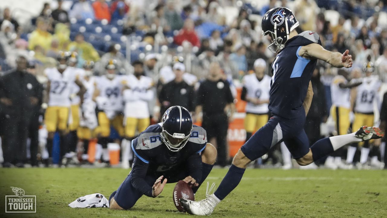 Brett Kern - Punter for the Tennessee Titans - Tennessee titans