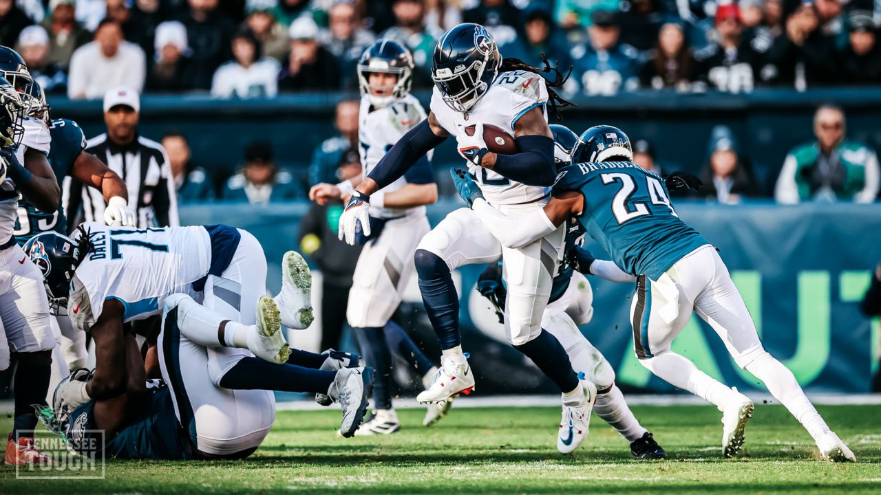 Eagles blow 14-point, second-half lead in overtime loss vs. Titans