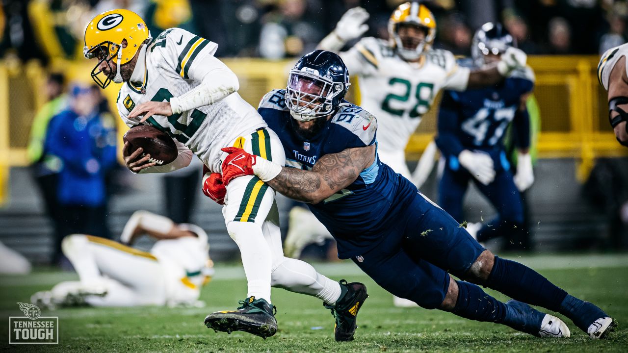 Green Bay Packers vs. Tennessee Titans. NFL Game. American Football League  match. Silhouette of professional player celebrate touch down. Screen in ba  Stock Photo - Alamy