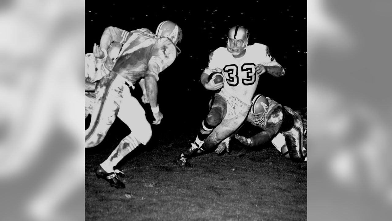 1962 BUFFALO BILLS AFL FOOTBALL ACTION WIRE PHOTO v. HOUSTON OILERS BILLY  CANNON