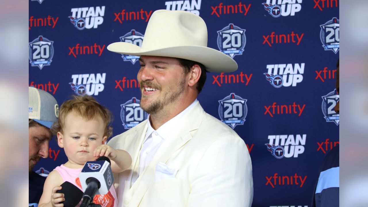 Taylor Lewan Tennessee Titans 2014 2022 Once A Titan, Forever A Titan Thank  You For The Memories Signatures Shirt - Limotees