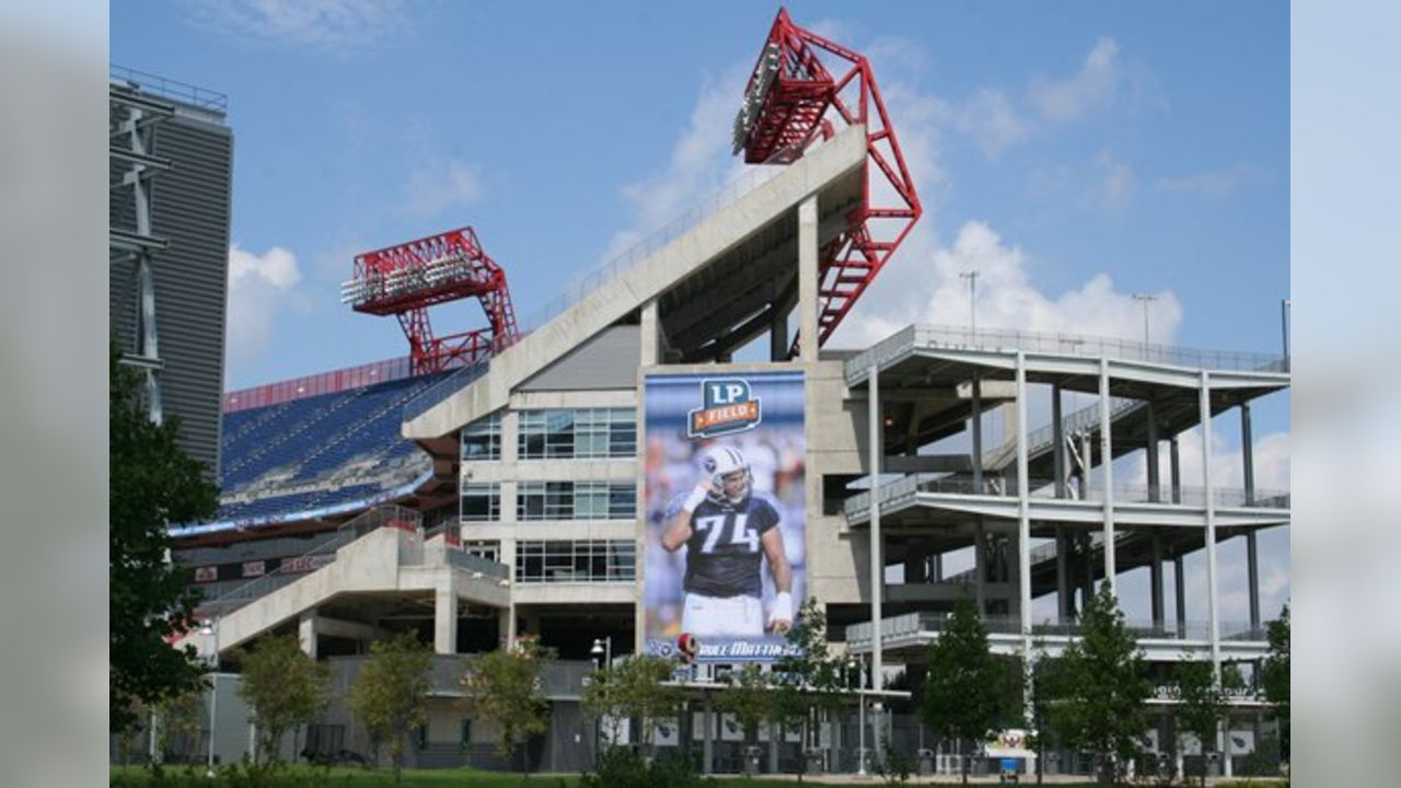 Tennessee Titans and LP Field • Nashville Fun For Families