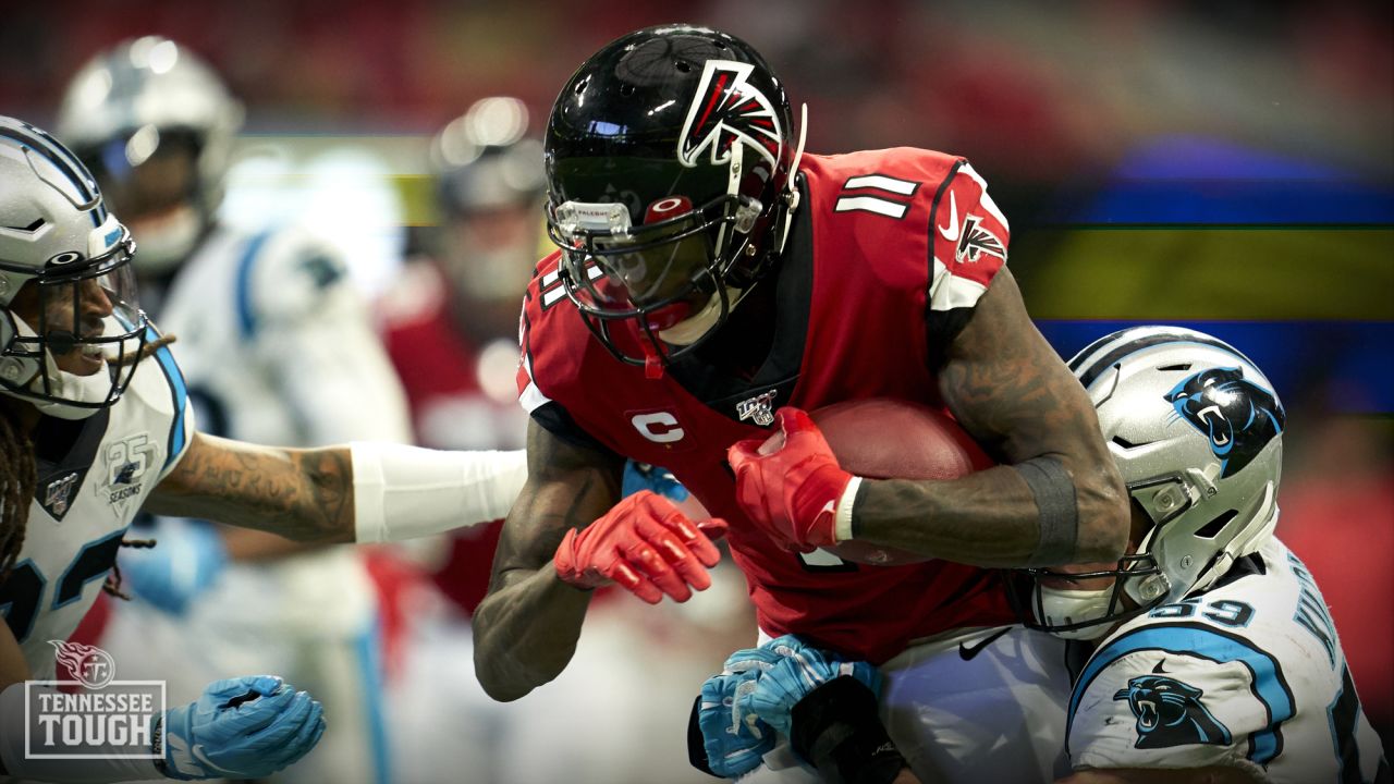 December 29, 2019: Atlanta Falcons wide receiver Julio Jones (11) signs a  jersey for fans after the NFL game between the Atlanta Falcons and the  Tampa Bay Buccaneers held at Raymond James