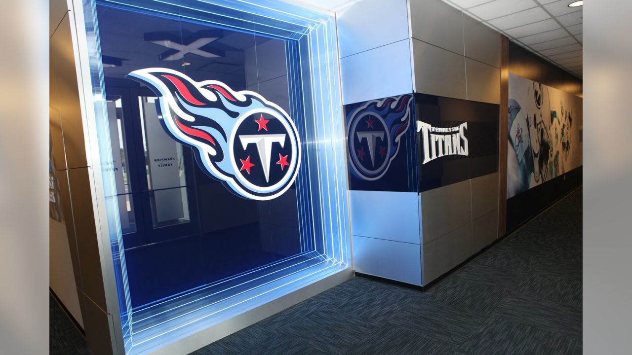 Tennessee Titans NFL Personalized Locker Room Print