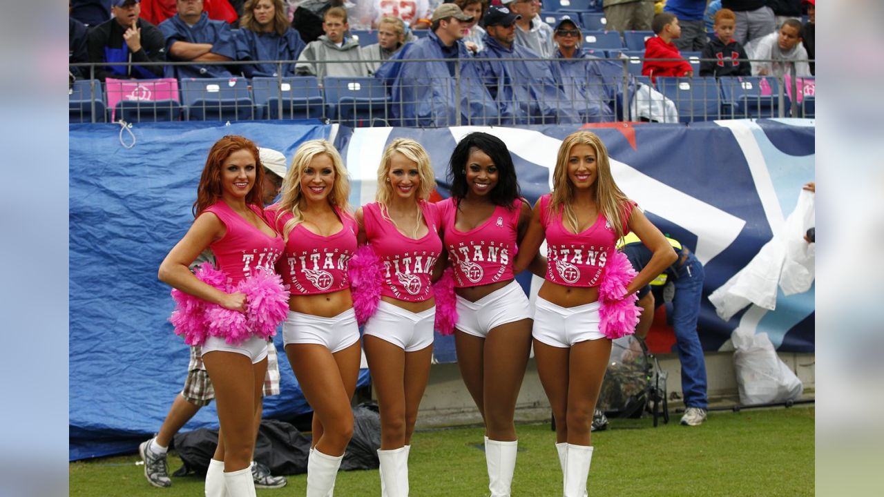 Titans Supporting Breast Cancer Awareness Sunday vs. Texans