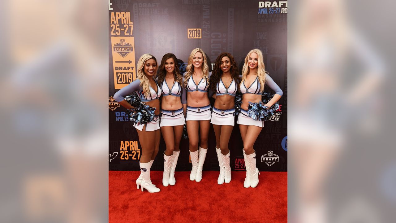 Titans Cheerleaders at 2019 NFL Draft