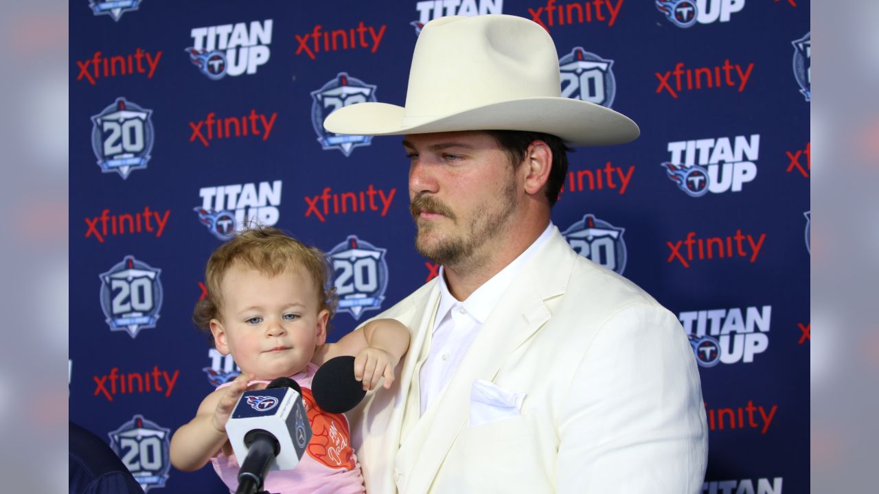 Taylor Lewan Tennessee Titans 2014 2022 Once A Titan, Forever A Titan Thank  You For The Memories Signatures Shirt - Limotees