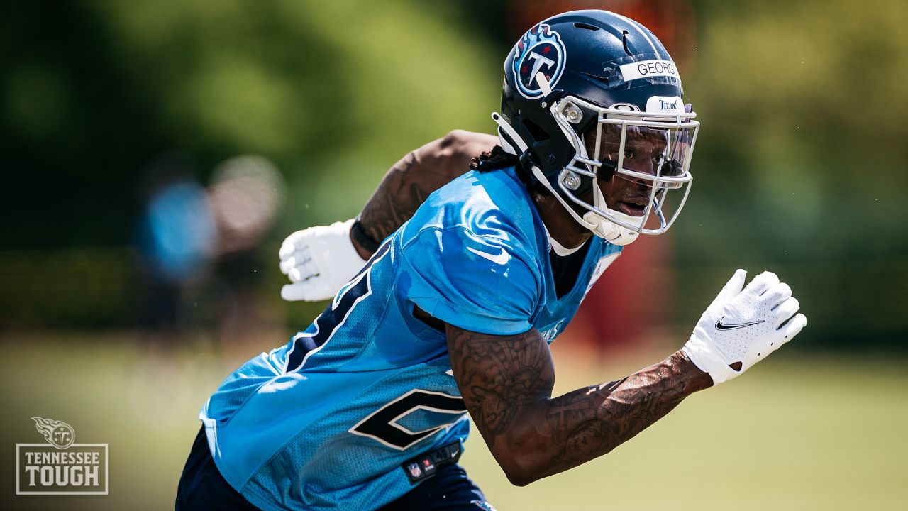 Tennessee Titans wide receiver Brandon Lewis warms up at the NFL football  team's rookie minicamp Friday, May 13, 2022, in Nashville, Tenn. (AP  Photo/Mark Humphrey Stock Photo - Alamy