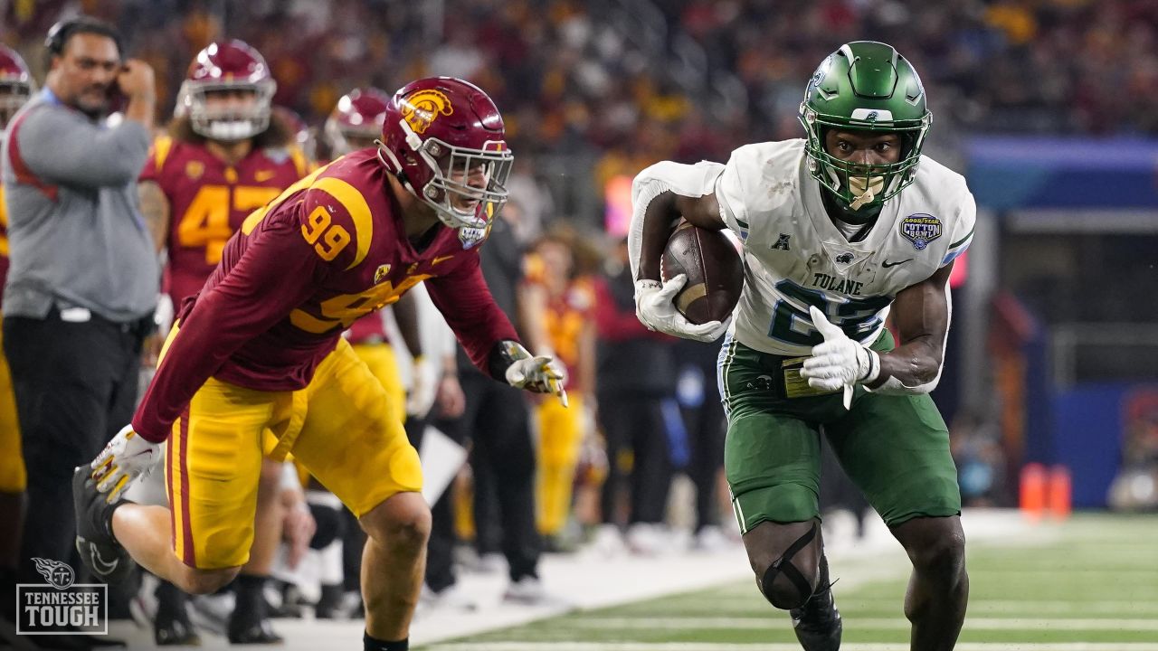 Titans Select Tulane RB Tyjae Spears in the Third Round of Friday's NFL  Draft