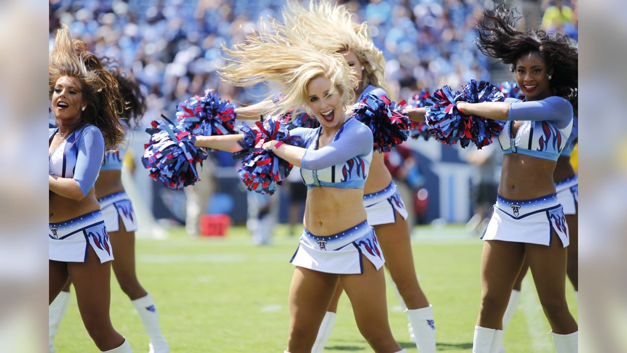 Tennessee Titans Cheerleaders New Uniforms!