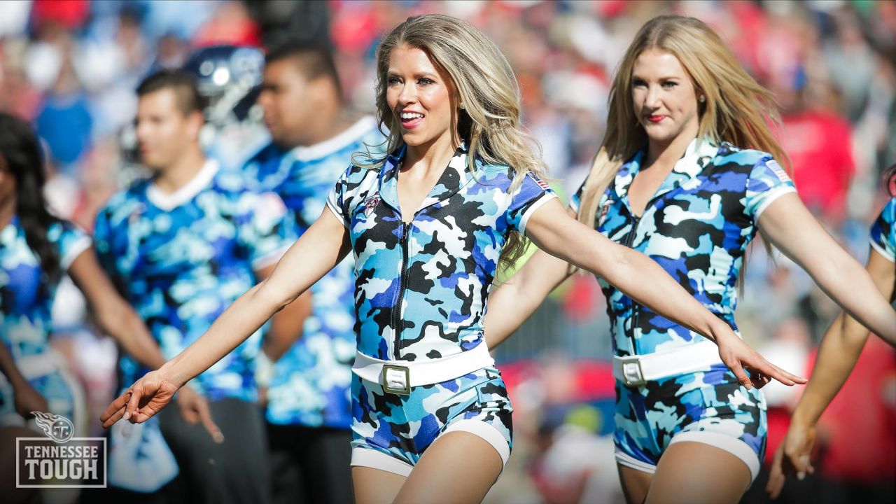 TTCSwim13_021, Kristen at the Tennessee Titans Cheerleader …