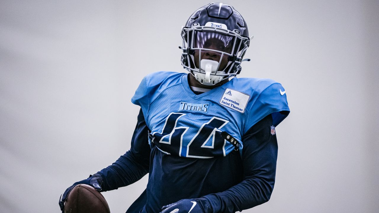 Tennessee Titans training camp: Photos from the first padded practice