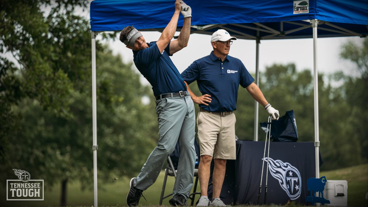 STM Photos  Tee Time with the Titans