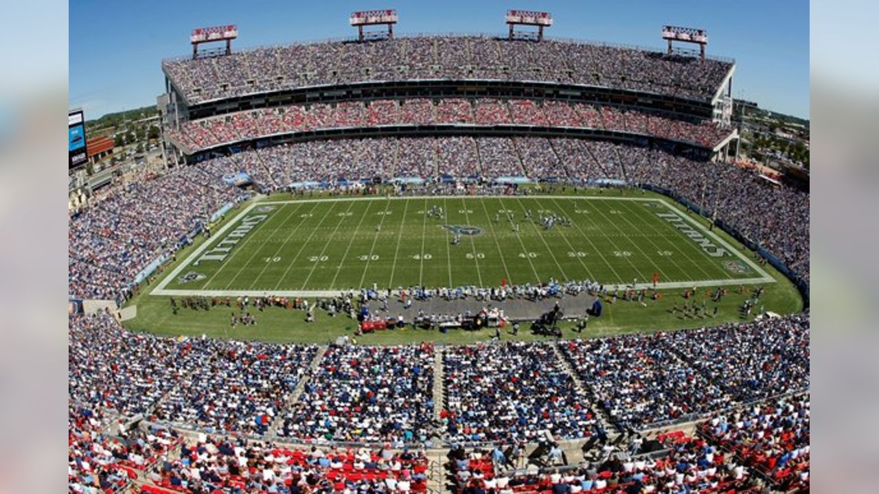 Early morning over LP Field - home of the Tennessee Titans Football team,  Nashville Tennessee, USA Stock Photo - Alamy