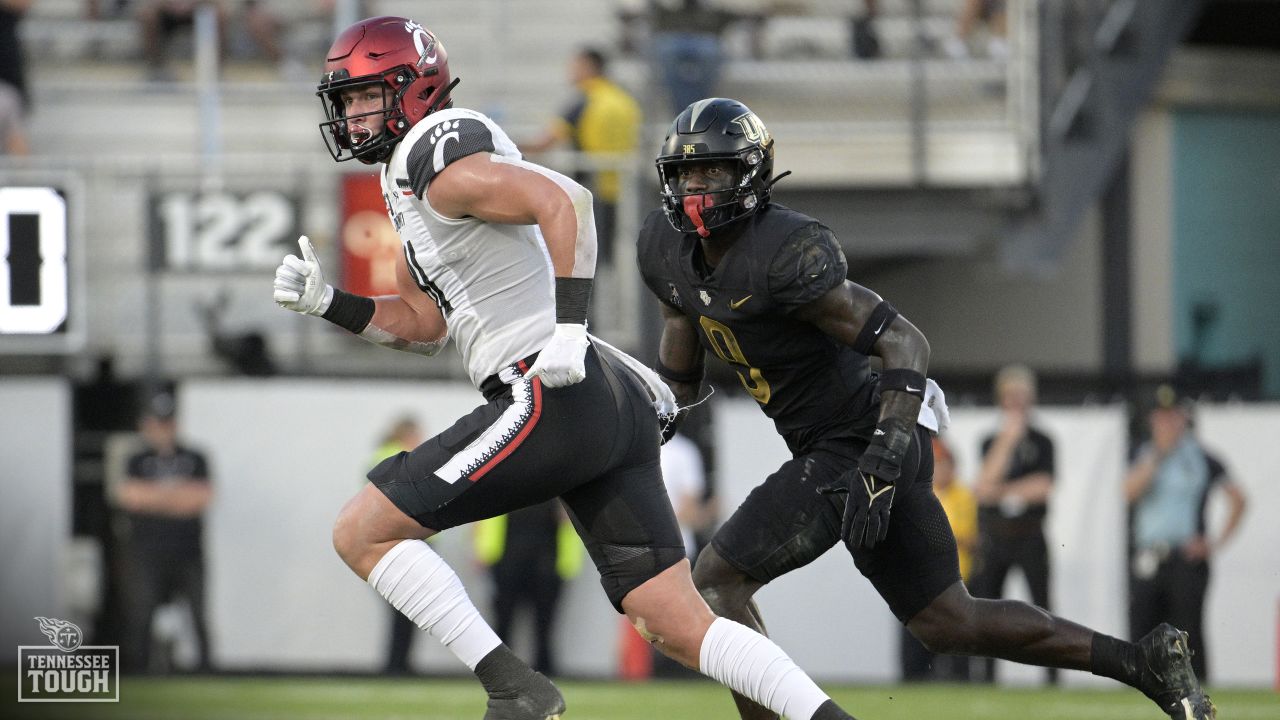 Titans Select Cincinnati TE Josh Whyle in Fifth Round of Saturday's NFL  Draft