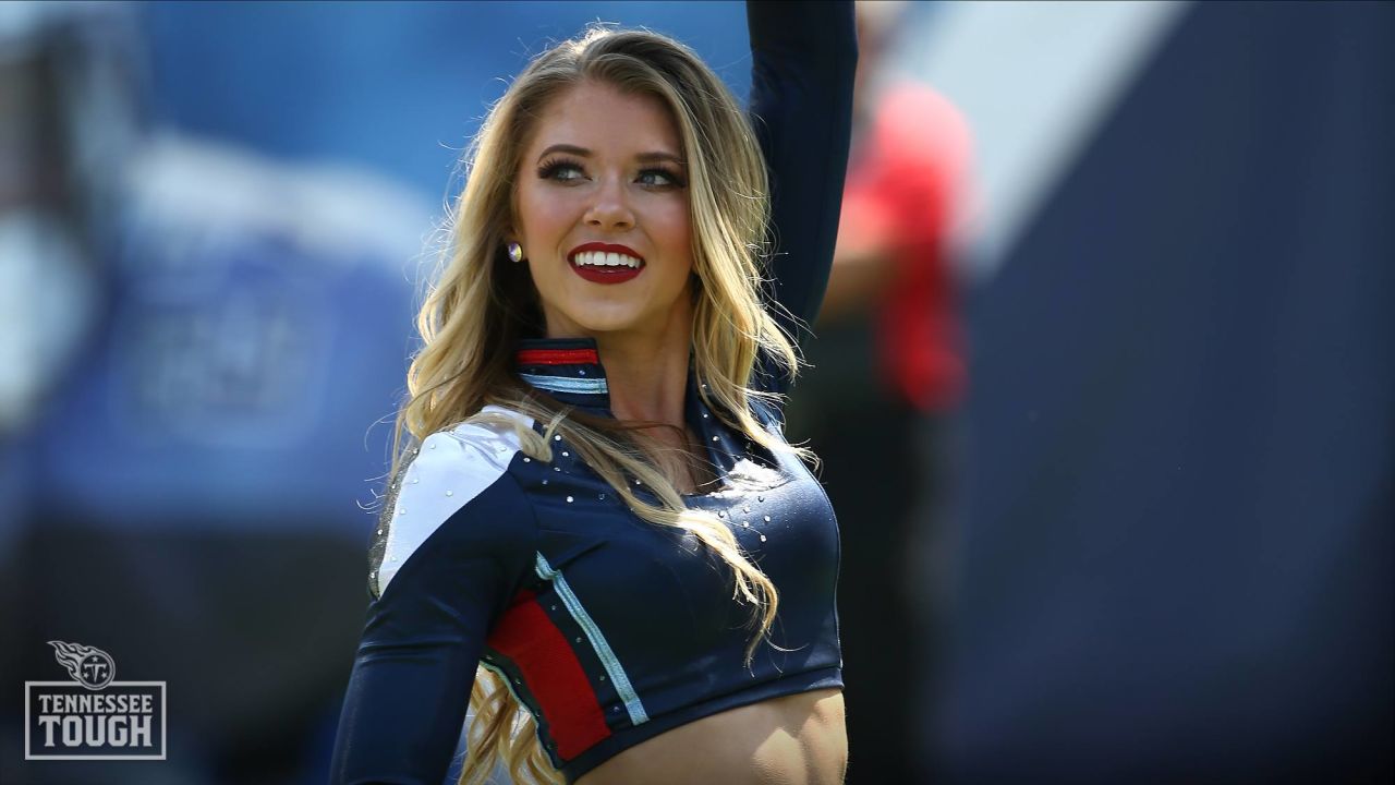 Titans Cheerleader Spotlight: Morgan