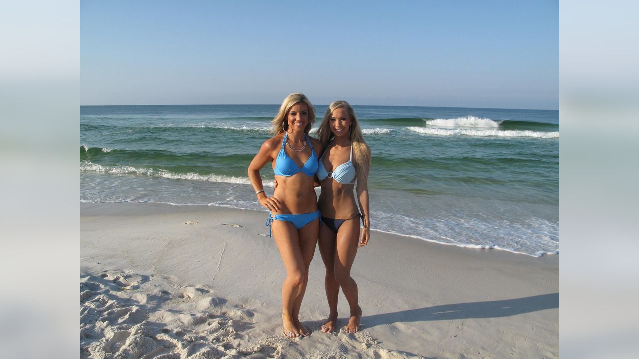 Seaside To Host Titans Cheerleaders 2012 Swimsuit Calendar Photo Shoot