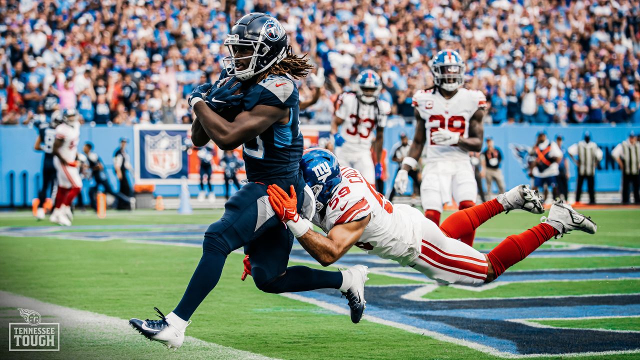 Tennessee Top 25  Giants vs. Titans Photography