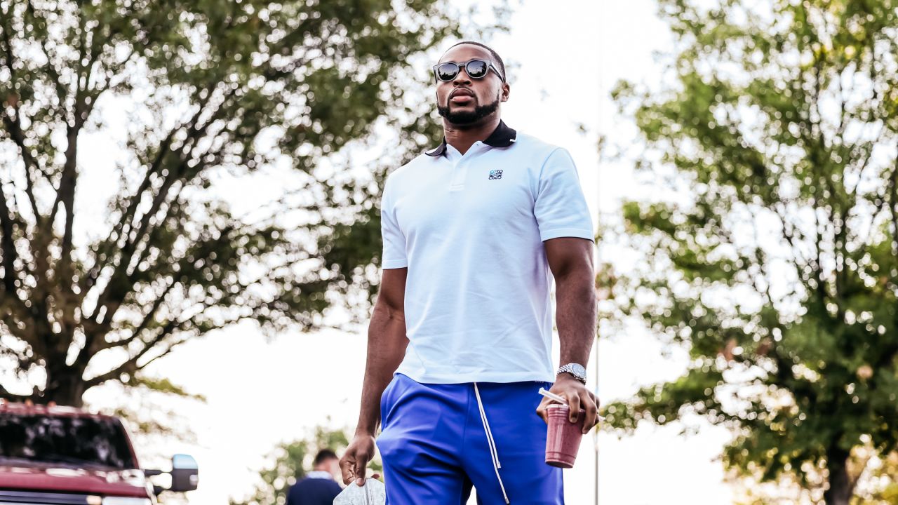 Photo Gallery: Bengals Arrive At Nissan Stadium For The AFC Divisional Round