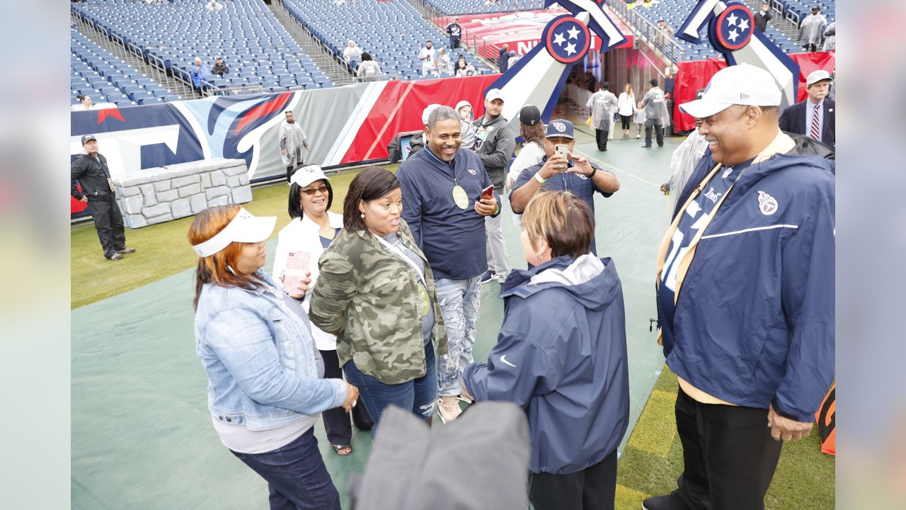 Robert Brazile Inducted Into Ring of Honor