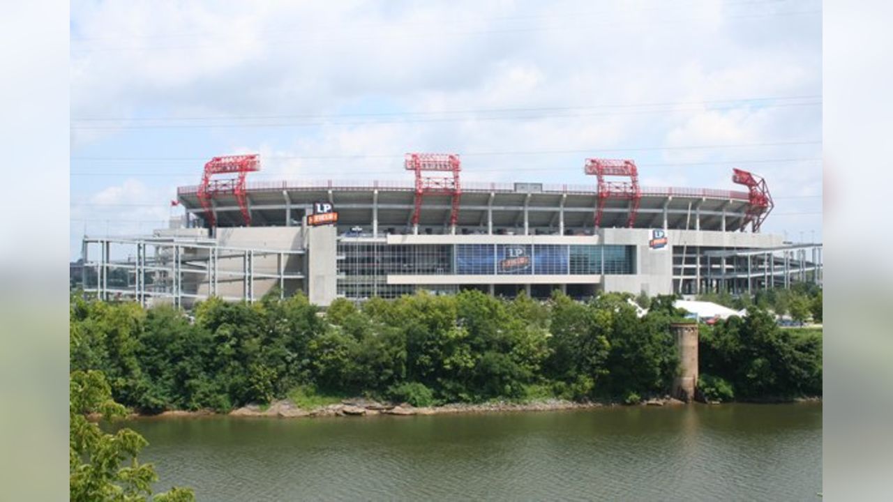 Early morning over LP Field - home of the Tennessee Titans Football team,  Nashville Tennessee, USA Stock Photo - Alamy