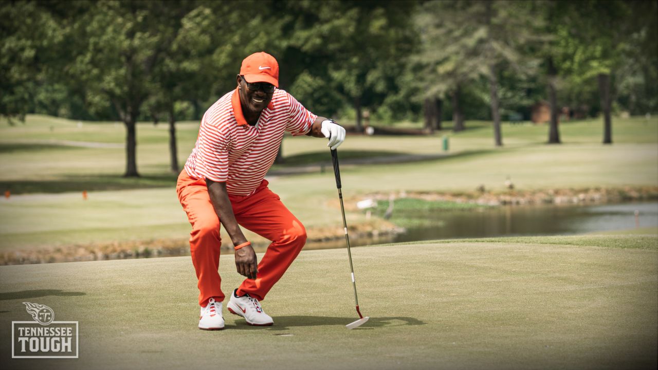 STM Photos  Tee Time with the Titans