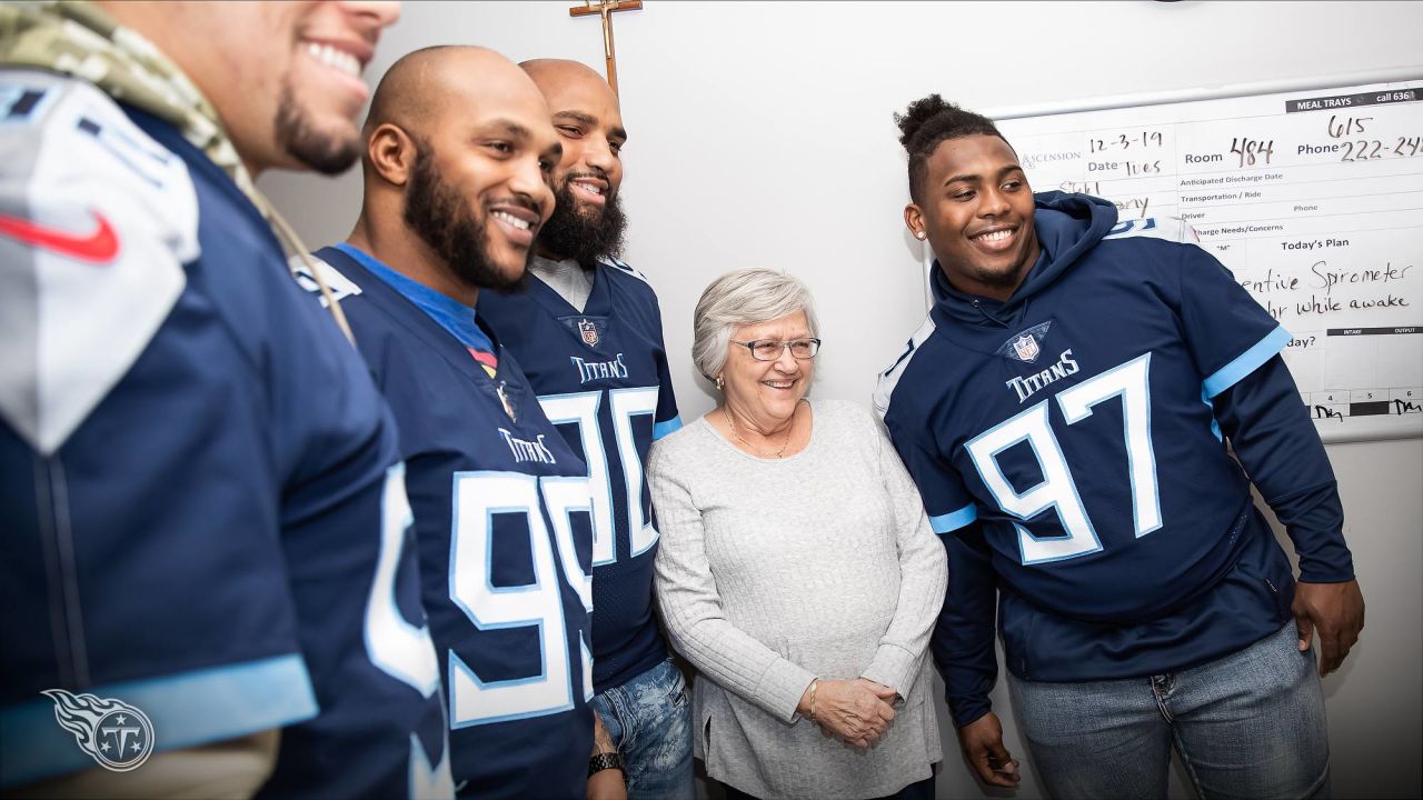 Tennessee Titans - Watch how Titans OT Michael Oher touched the lives of  several children battling cancer during his recent visit to St. Jude  Children's Research Hospital.