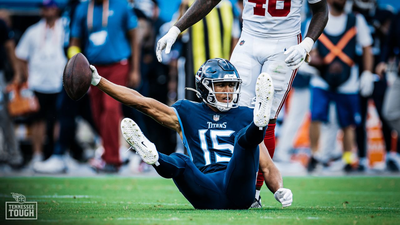 Tennessee Top 25  Giants vs. Titans Photography