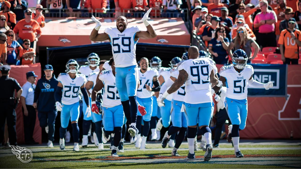 In-Game Photos: Broncos vs. Titans  Broncos, Broncos fans, Denver broncos