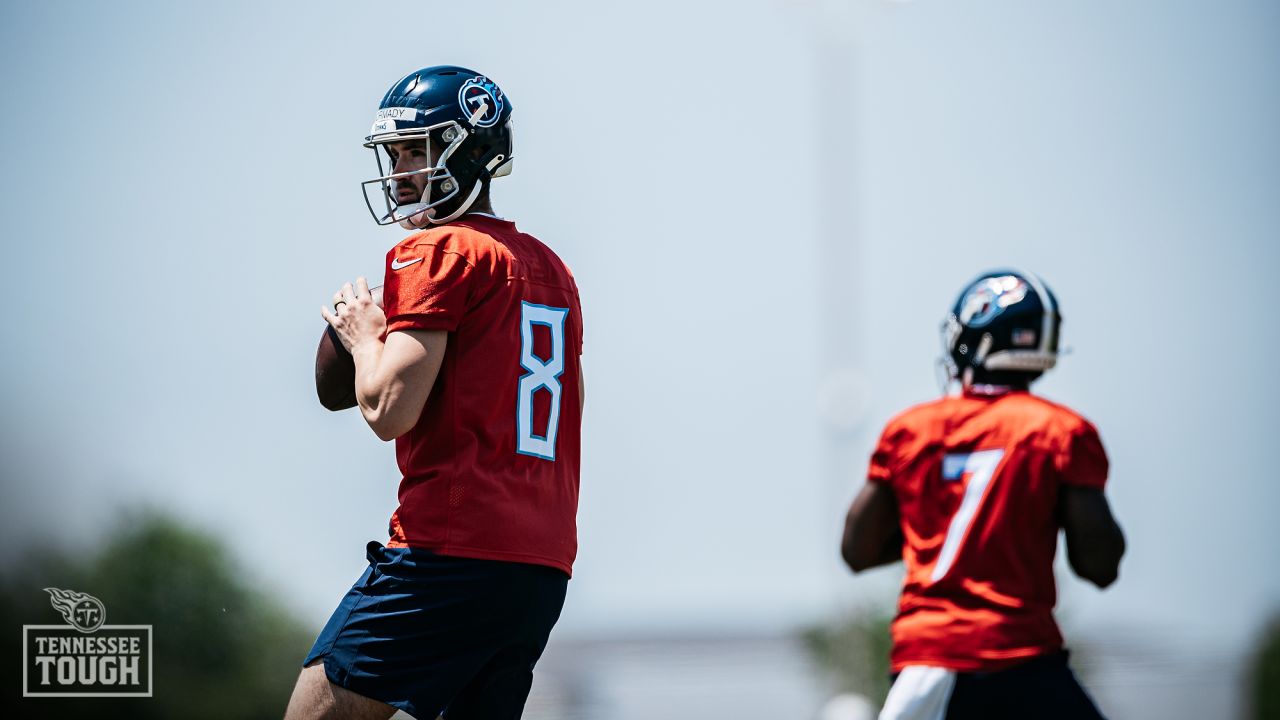 Tennessee Titans on X: First Look: @malikwillis in his #Titans uniform at  the @NFLPA Rookie Premiere. (