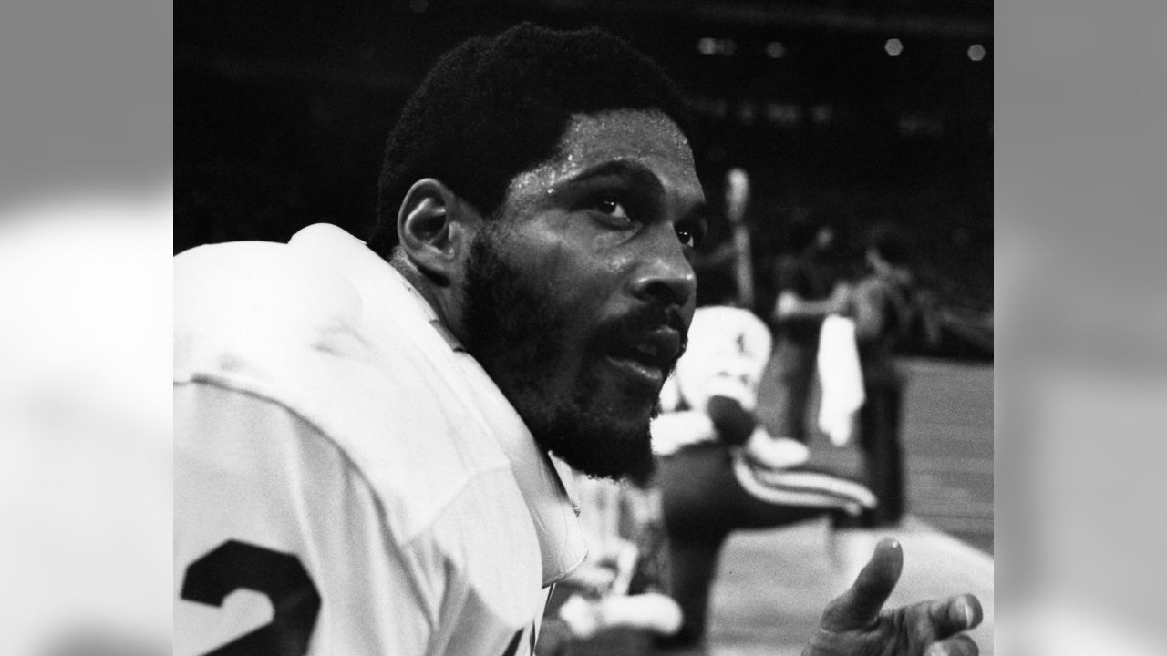 Former Houston Oilers LB Robert Brazile hoping for Hall of Fame - ESPN -  AFC South- ESPN