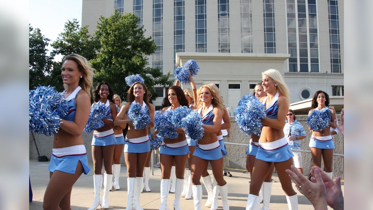 Tennessee Titans on X: #Titans #CodeBlue Pep Rally tomorrow, 4-7:30 pm,  Walk of Fame Park in downtown Nashville!  / X