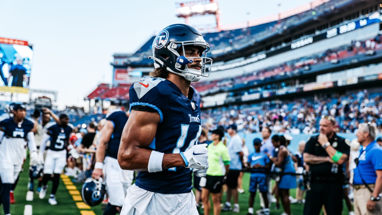 Game Day Photos: Titans at Patriots - Week 15