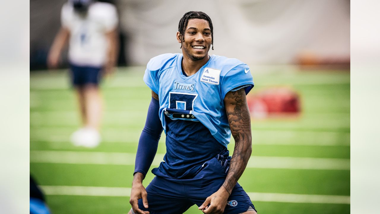 Tennessee Titans safety Amani Hooker (37) walks of the field after an NFL  football training camp practice Monday, July 31, 2023, in Nashville, Tenn.  (AP Photo/George Walker IV Stock Photo - Alamy