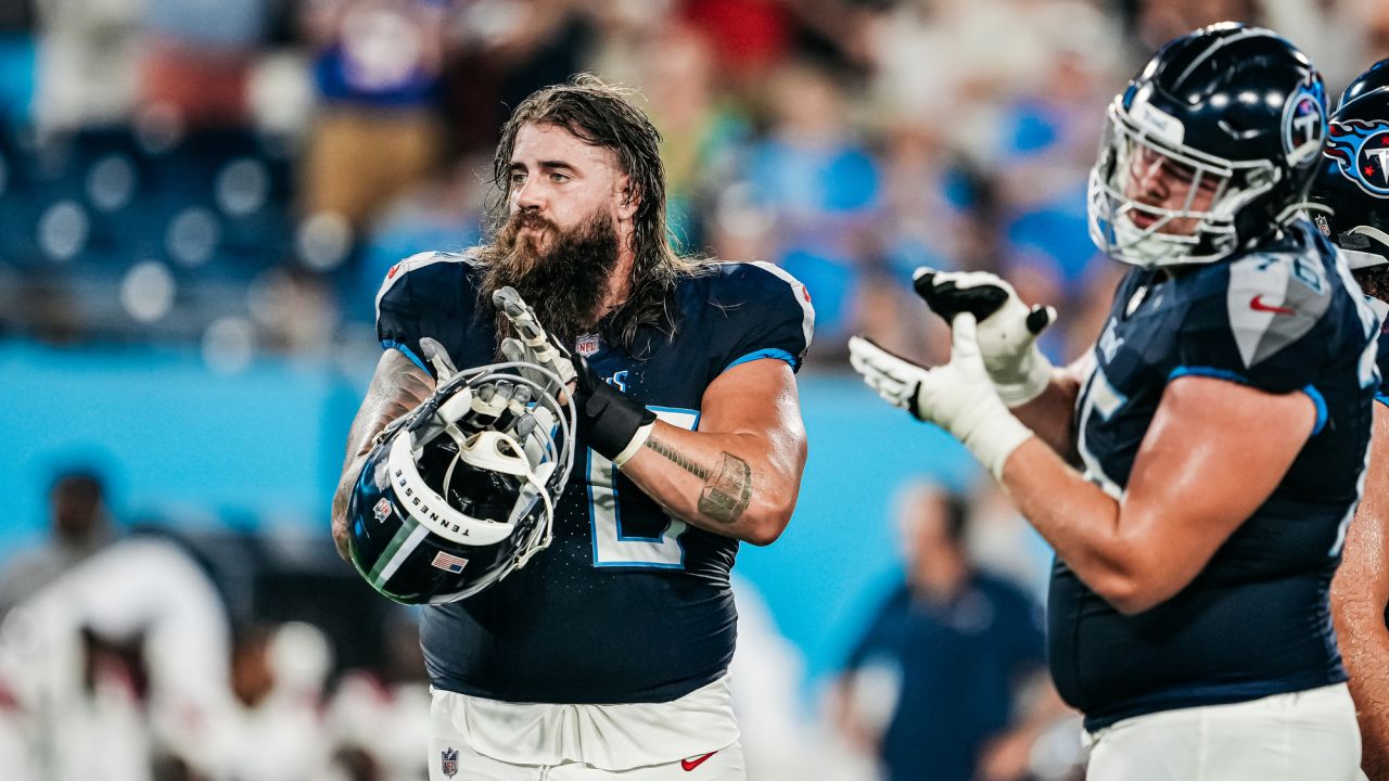 Fans tailgate outside Nissan Stadium before an NFL football game between  the Tennessee Titans and the Arizona Cardinals Sunday, Sept. 12, 2021, in  Nashville, Tenn. (AP Photo/Wade Payne Stock Photo - Alamy