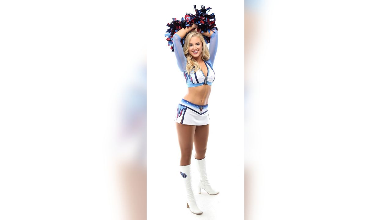 Titans Cheerleader Haley's 2017 Season