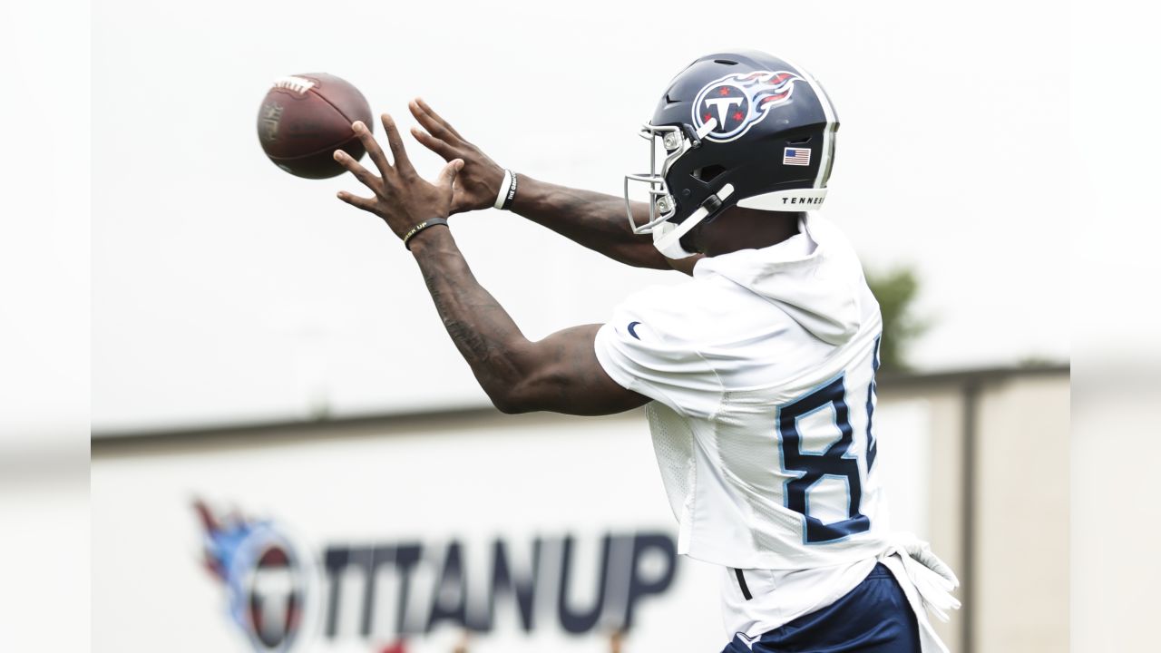 Tennessee Titans wide receiver Cody Hollister takes part in drills during  training camp at the NFL football team's practice facility Friday, July 29,  2022, in Nashville, Tenn. (AP Photo/Mark Humphrey Stock Photo 