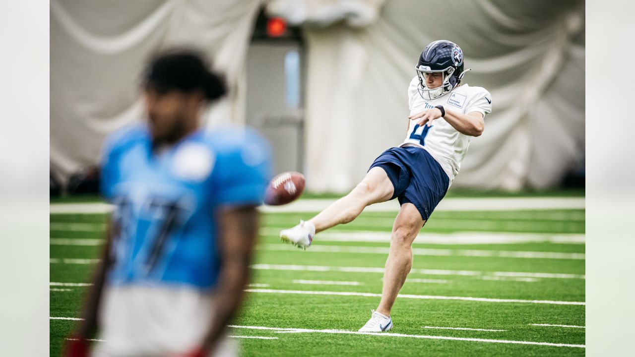 Tennessee Titans safety Amani Hooker (37) walks of the field after an NFL  football training camp practice Monday, July 31, 2023, in Nashville, Tenn.  (AP Photo/George Walker IV Stock Photo - Alamy