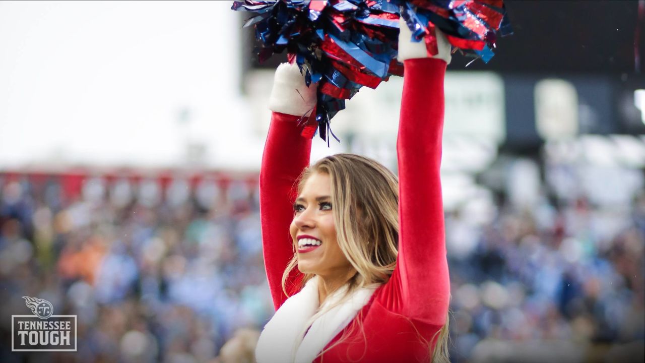 Titans Cheerleader Spotlight: Morgan