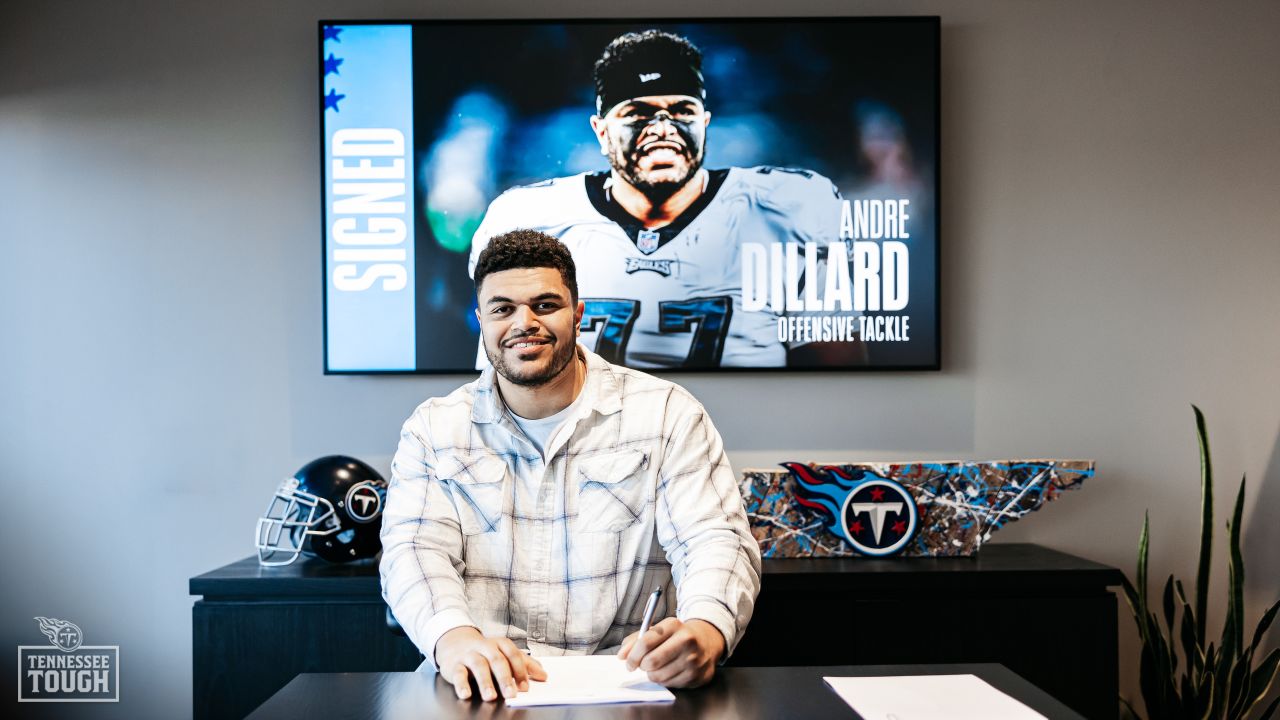 Washington State tackle Andre Dillard shows off his new jersey after the  Philadelphia Eagles selected him in the first round at the NFL football  draft, Thursday, April 25, 2019, in Nashville, Tenn. (