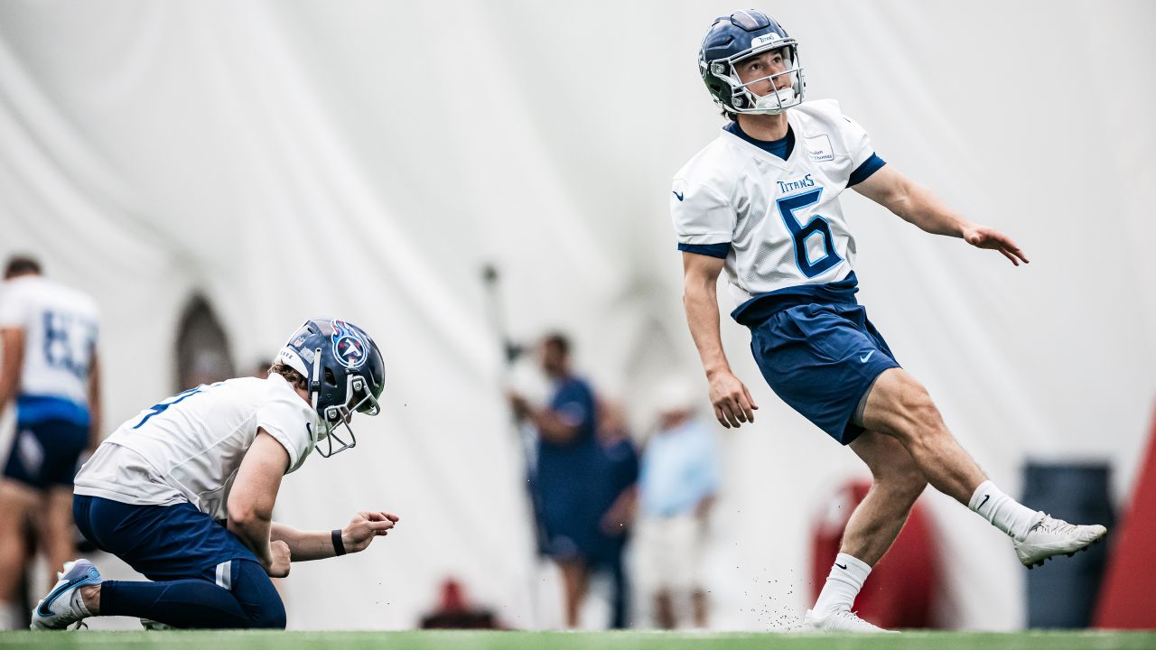 Tennessee Titans defensive back Amani Hooker plays during an NFL football  training camp scrimmage in Nissan Stadium Saturday, Aug. 3, 2019, in  Nashville, Tenn. (AP Photo/Mark Humphrey Stock Photo - Alamy