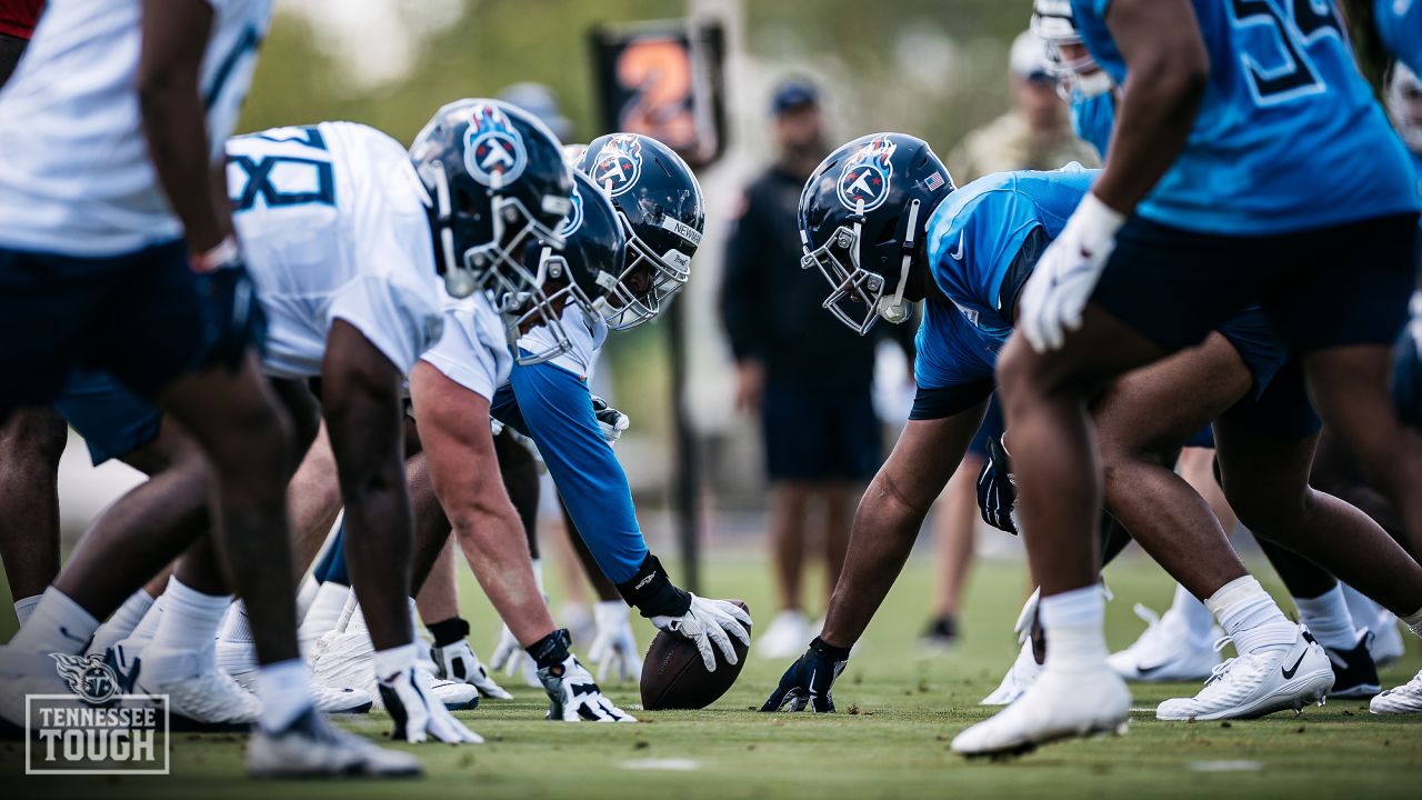 Tennessee Titans on X: First Look: @malikwillis in his #Titans uniform at  the @NFLPA Rookie Premiere. (