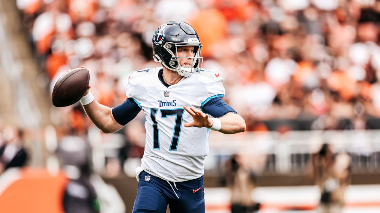 Titans Fall to Browns 27-3, Drop to 1-2