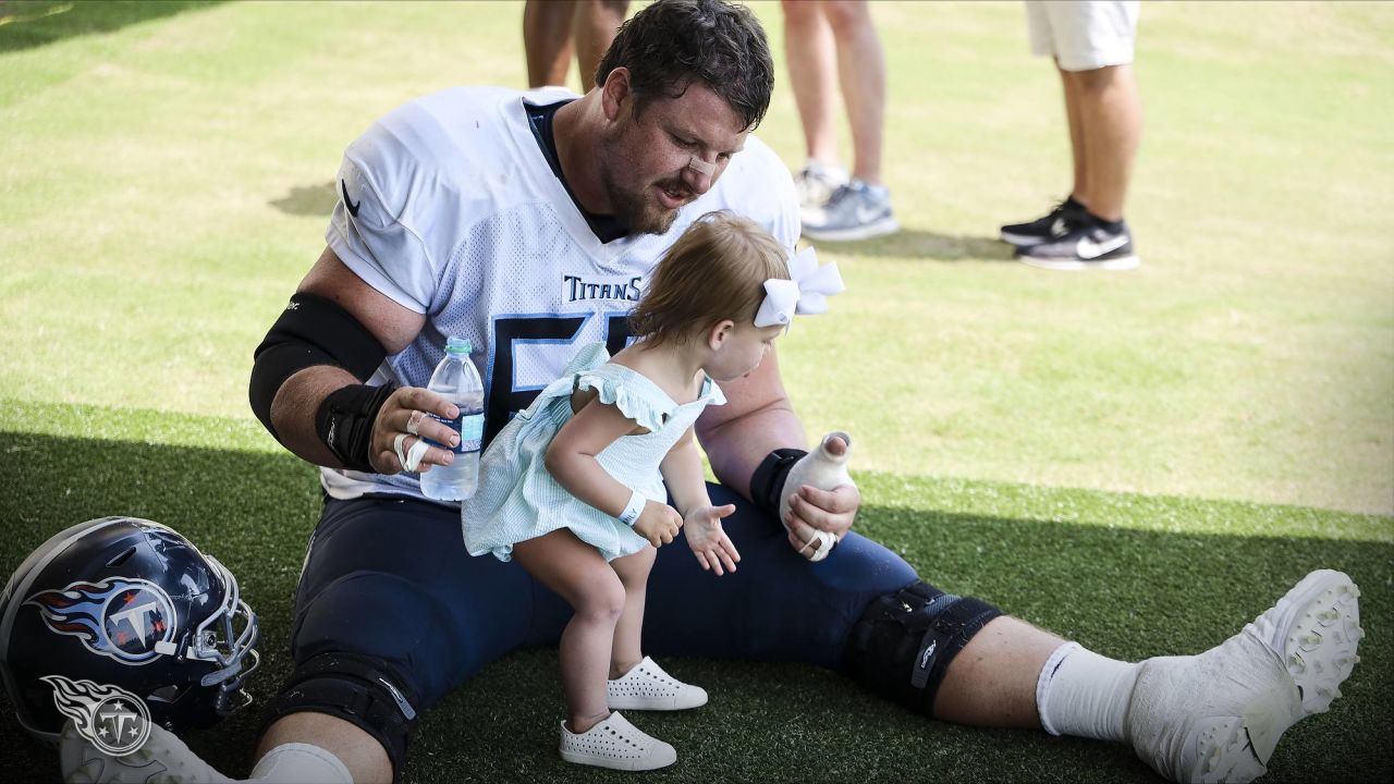 Ben Jones Named Titans Walter Payton Man of the Year 