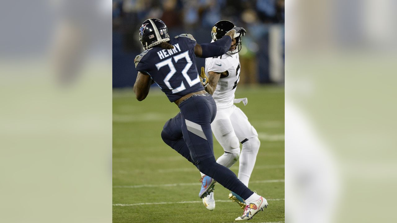 Jaguars had the usual trouble with Derrick Henry, until Titans got sloppy