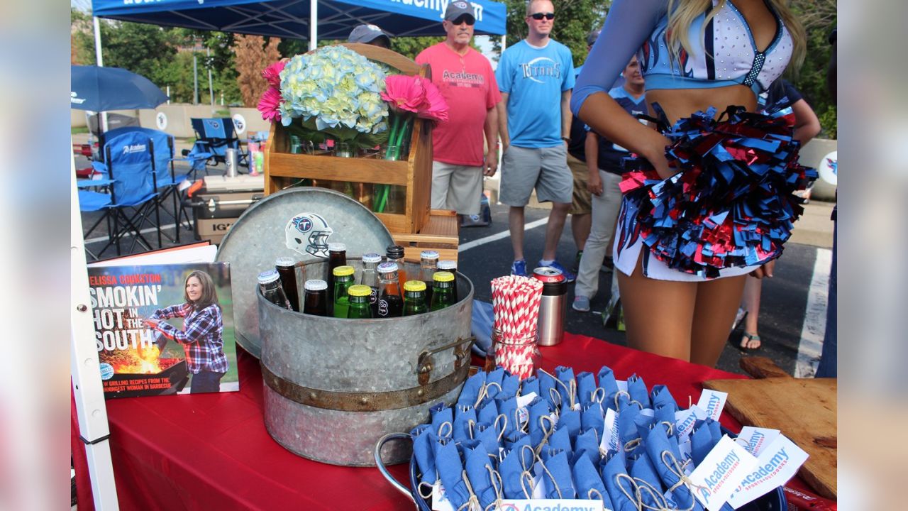 Titans, Academy Host Tailgating Event at Nissan Stadium