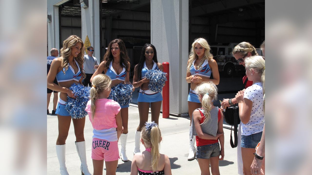 2014-15 Cheerleader Swimsuit Calendar Shoot - Day 2