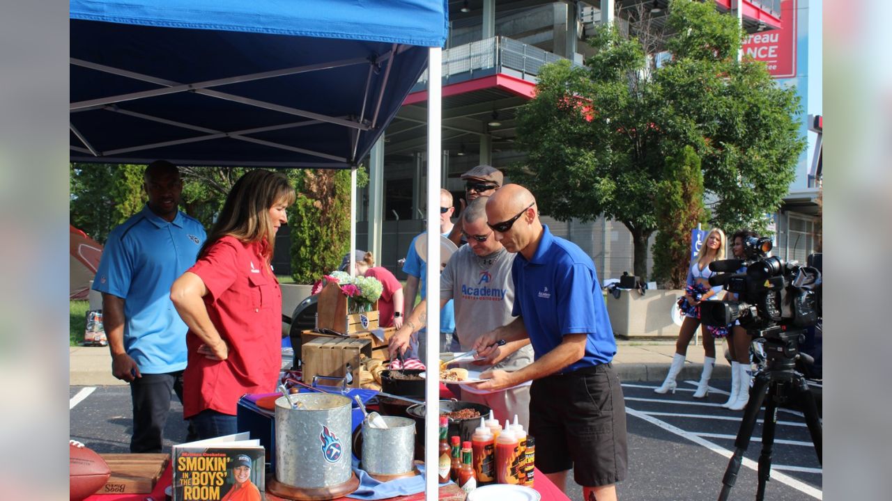 Titans, Academy Host Tailgating Event at Nissan Stadium