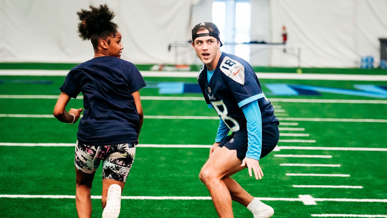 Tennessee Titans Host Development Clinics For Girls Flag Football League -  The Sports Credential