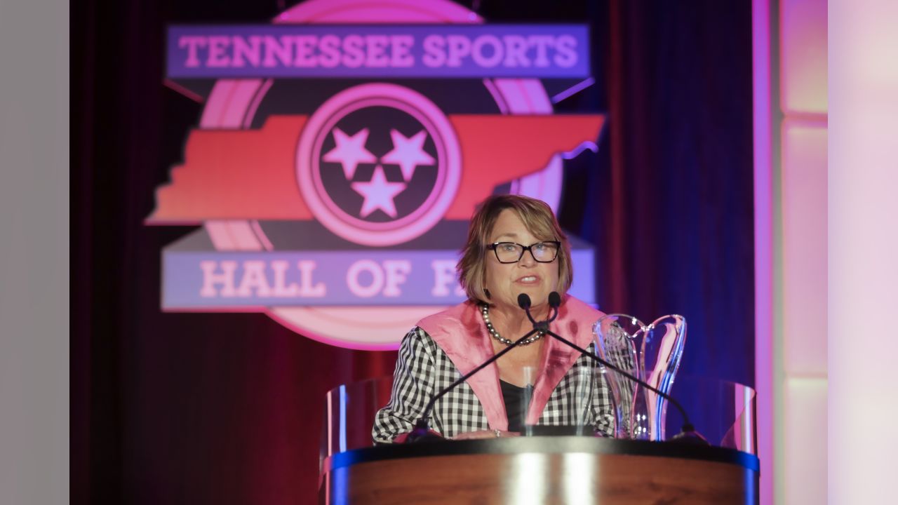 Titans owner Amy Adams Strunk shows up, mingles at tailgate before LA Rams  game